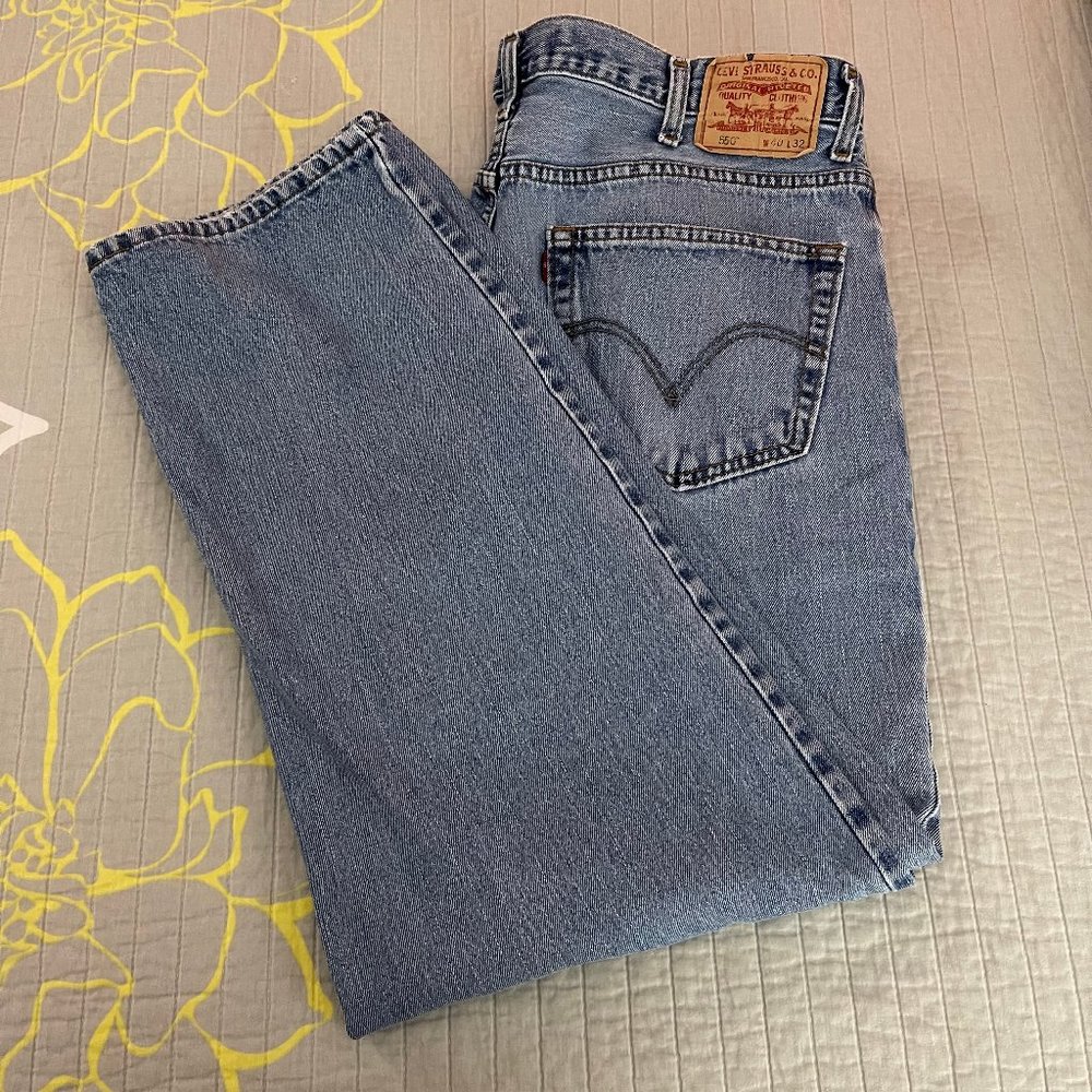 NWOT Men's Relaxed Fit Levi Jeans